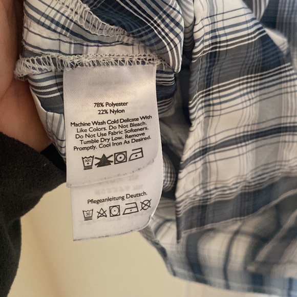 Short sleeve button down - Picture 3 of 4